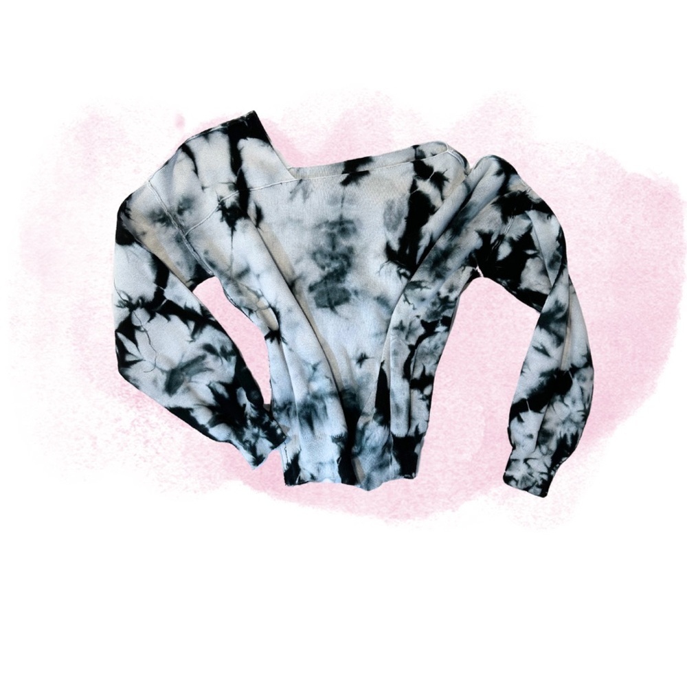 Black and White Tie-Dye Women's Top